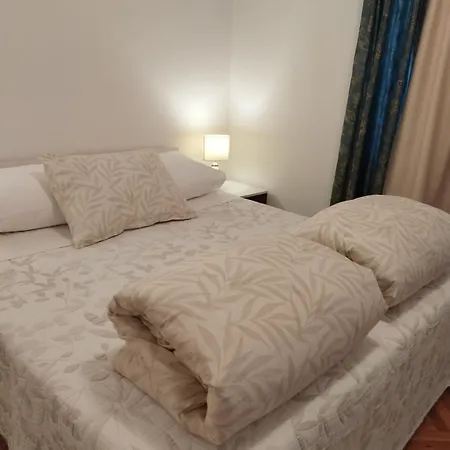 Lela Appartamento Kožino
